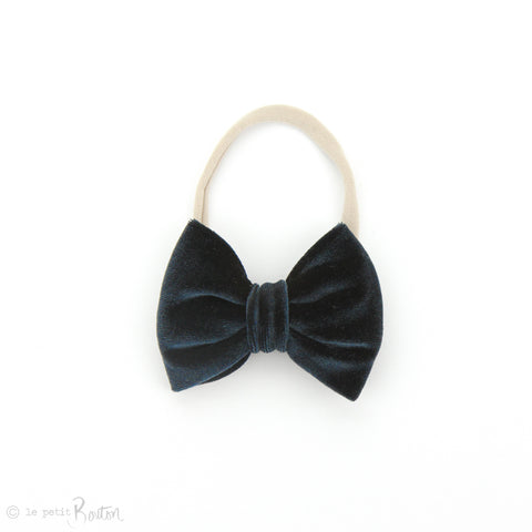 W2020 Velvet Large Bow on Nylon Headband - Ink Navy Velvet