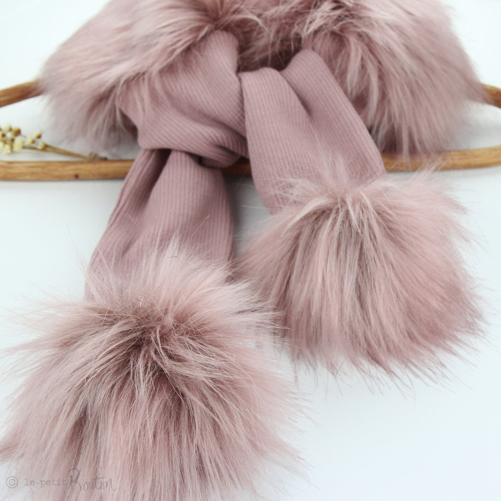 Faux Fur Pom Pom Bright Pink, Snap Closure